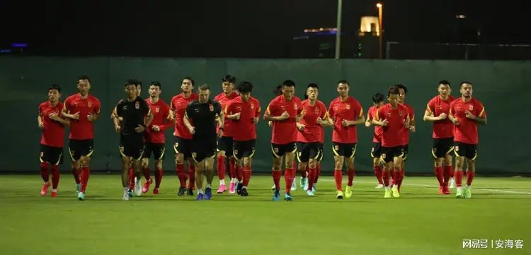 体育资讯RNG引发争议！，Faker官方宣布刷新纪录新规引发球迷热议(faker所有比赛记录)