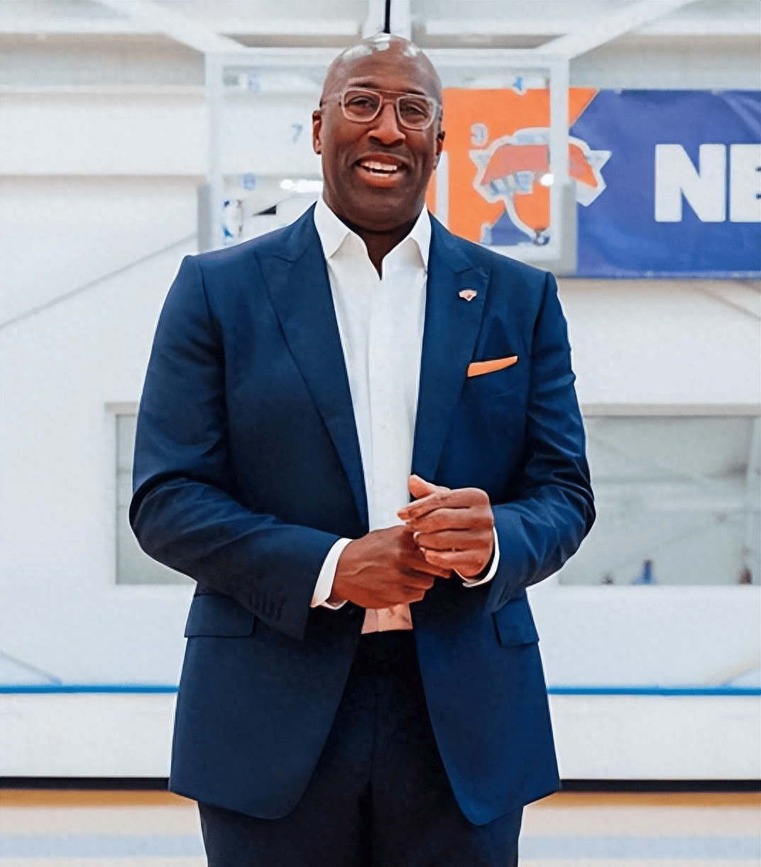 爱游戏官方网站上海久事迎NBA季后赛关键赛，今夜主帅复盘，底气十足，临场指挥获称赞的简单介绍